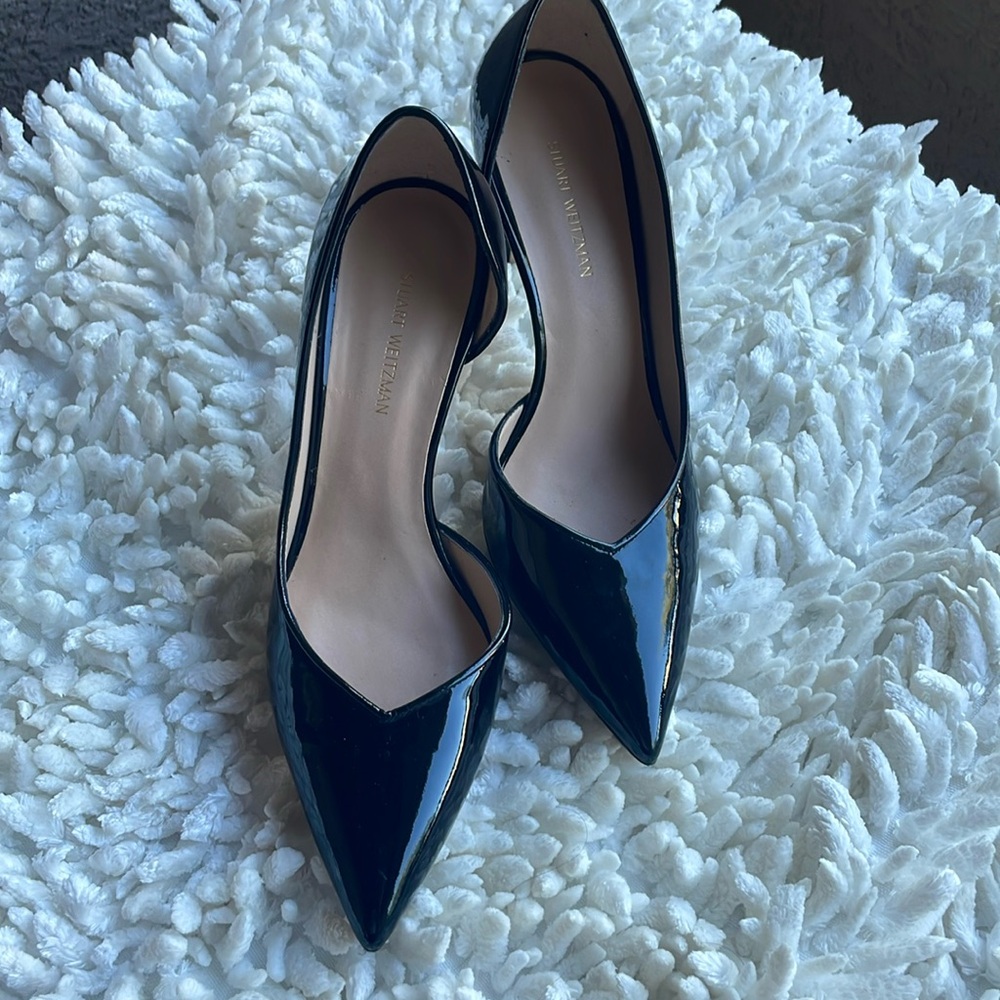 Stuart Weitzman black heels. Never been worn, size 6.5.